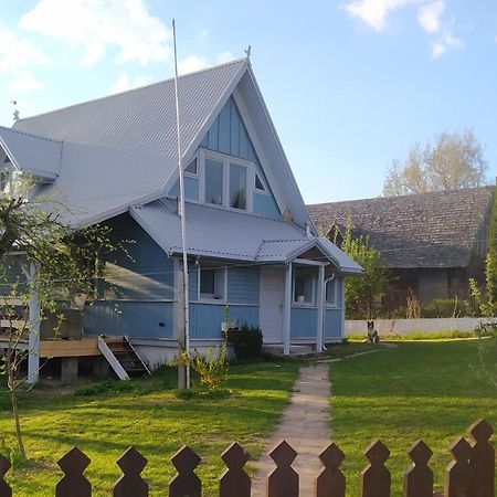 Morzelas Niebieski Domek Białowieża Exteriör bild